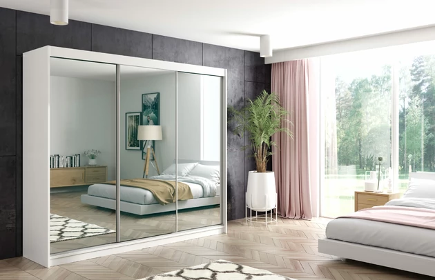 Farbe: Weiß, Größe: 240 cm x 61 cm x 216 cm, Art der Griffe: Griffleiste, Höhe: 216 cm, Anzahl der Fächer: 11, Anzahl der Kleiderstangen: 2, Anzahl der Spiegel: 3, Anzahl der Türen: 3, Zimmer: Schlafzimmer, Art des Leuchtmittels: Mit LED, Art der Türen: Schwebetüren, Front-Typ: Spiegelglass, Breite: 240 cm, Tiefe: 61 cm, Material der Rückwand: MDF, Länge der Kleiderstange 1: 78 cm, Fachinnenmaß - Höhe: 34 cm, Fachinnenmaß 2 - Höhe: 41 cm, Fachinnenmaß - Breite: 73 cm, Fachinnenmaß 2 - Breite: 78 cm, Fachinnenmaß - Tiefe: 47 cm, Länge der Kleiderstangen: 78 cm, Breite des Fachinnenmaßes: 41 cm, Breite des Fachinnenmaßes 2: 78 cm, Material: Holzwerkstoff - 1