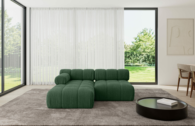 Bezug: Cord, Farbe: Grün - Poso 14, Stellvariante: Ottomane Links, Stoffbeschreibung: POSO ist ein angenehm anzufühlender Velours mit Kordstruktur (35000 MartindaleZyklen) und leicht zu reinigender Möbellstoff, lichtecht (5) und pillingarm (5), Gewicht 380 g/m2 ±5%, Materialzusammensetzung: 90% Polyseter, 10% Nylon, Pilling Resistenz: 5, Abriebfestigkeit: 5, Scheuerbeständigkeit: 30000 Martindale-Zyklen, Zimmer: Wohnzimmer, Tiefe: 160 cm, Breite: 190 cm, Höhe: 70 cm, Anzahl der Sitzflächen: 4, Sitzfüllung: Wellenfeder und T30-Schaum, Art der Rückenkissen: Rückenlehne - feste, Annzahl der Sitzkissen: 2, Breite der Ottomane: 95 cm, Tiefe der Ottomane: 160 cm, Tiefe der Sitzfläche: 65 cm, Sitzhöhe: 40 cm, Schlaffunktion: Ohne Schlaffunktion - 1