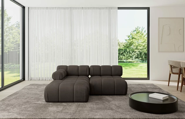 Bezug: Samt, Farbe: Braun - Monolith 15, Stellvariante: Ottomane Links, Stoffbeschreibung: MONOLITH: Wasserabweisender und leicht zu reinigender Möbelstoff, scheuerfest (100.000 Martindale-Zyklen) lichtecht (5) und pillingarm (4-5), aus 100 % PES, Gewicht 330 g/m2 ±5 %, Materialzusammensetzung: 100% Polyseter, Pilling Resistenz: 4, Abriebfestigkeit: 5, Scheuerbeständigkeit: 100000 Martindale-Zyklen, Zimmer: Wohnzimmer, Tiefe: 160 cm, Breite: 190 cm, Höhe: 70 cm, Anzahl der Sitzflächen: 4, Sitzfüllung: Wellenfeder und T30-Schaum, Art der Rückenkissen: Rückenlehne - feste, Annzahl der Sitzkissen: 2, Breite der Ottomane: 95 cm, Tiefe der Ottomane: 160 cm, Tiefe der Sitzfläche: 65 cm, Sitzhöhe: 40 cm, Schlaffunktion: Ohne Schlaffunktion - 1