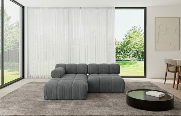 Bezug: Cord, Farbe: Dunkelgrau - Poso 115, Stellvariante: Ottomane Links, Stoffbeschreibung: POSO ist ein angenehm anzufühlender Velours mit Kordstruktur (35000 MartindaleZyklen) und leicht zu reinigender Möbellstoff, lichtecht (5) und pillingarm (5), Gewicht 380 g/m2 ±5%, Materialzusammensetzung: 90% Polyseter, 10% Nylon, Pilling Resistenz: 5, Abriebfestigkeit: 5, Scheuerbeständigkeit: 30000 Martindale-Zyklen, Zimmer: Wohnzimmer, Tiefe: 160 cm, Breite: 190 cm, Höhe: 70 cm, Anzahl der Sitzflächen: 4, Sitzfüllung: Wellenfeder und T30-Schaum, Art der Rückenkissen: Rückenlehne - feste, Annzahl der Sitzkissen: 2, Breite der Ottomane: 95 cm, Tiefe der Ottomane: 160 cm, Tiefe der Sitzfläche: 65 cm, Sitzhöhe: 40 cm, Schlaffunktion: Ohne Schlaffunktion - 1