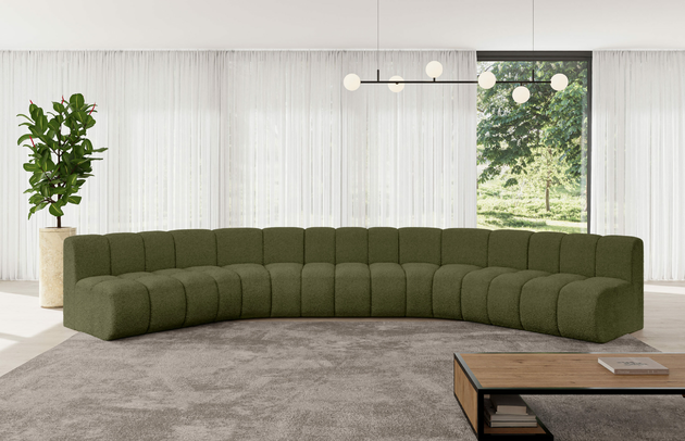 Bezug: Bouclé, Farbe: Grün - Quelle 38, Stellvariante: U-Form, Stoffbeschreibung: Polsterstoff Quelle: hochwertiger Bouclé Stoff, strapazierfähig, atmungsaktiv und pflegeleicht. (80.000 Martindale-Zyklen) 100 % PES, pillingarm(4-5), Gewicht 315 g/m² ±5 %, Materialzusammensetzung: 100% Polyseter, Pilling Resistenz: 5, Abriebfestigkeit: 5, Scheuerbeständigkeit: 80000 Martindale-Zyklen, Zimmer: Wohnzimmer, Tiefe: 174 cm, Breite: 490 cm, Höhe: 70 cm, Anzahl der Sitzflächen: 7, Sitzfüllung: Wellenfeder, Art der Rückenkissen: Rückenlehne - feste, Tiefe der Sitzfläche: 62 cm, Sitzhöhe: 40 cm, Schlaffunktion: Ohne Schlaffunktion - 1