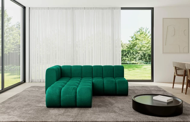 Bezug: Samt, Farbe: Dunkelgrün - Monolith 37, Stellvariante: Ottomane Links, Stoffbeschreibung: MONOLITH: Wasserabweisender und leicht zu reinigender Möbelstoff, scheuerfest (100.000 Martindale-Zyklen) lichtecht (5) und pillingarm (4-5), aus 100 % PES, Gewicht 330 g/m2 ±5 %, Materialzusammensetzung: 100% Polyseter, Pilling Resistenz: 4, Abriebfestigkeit: 5, Scheuerbeständigkeit: 100000 Martindale-Zyklen, Zimmer: Wohnzimmer, Tiefe: 177 cm, Breite: 205 cm, Höhe: 70 cm, Anzahl der Sitzflächen: 4, Sitzfüllung: Wellenfeder, Art der Rückenkissen: Rückenlehne - feste, Breite der Ottomane: 87 cm, Tiefe der Ottomane: 90 cm, Tiefe der Sitzfläche: 62 cm, Sitzhöhe: 40 cm, Schlaffunktion: Ohne Schlaffunktion - 1