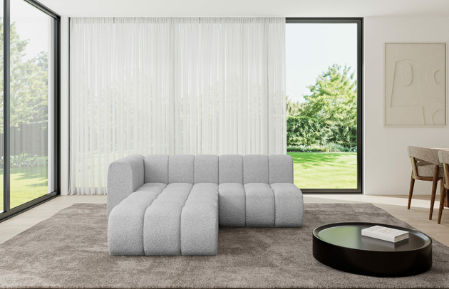 Bezug: Bouclé, Farbe: Hellgrau - Quelle 83, Stellvariante: Ottomane Links, Stoffbeschreibung: Polsterstoff Quelle: hochwertiger Bouclé Stoff, strapazierfähig, atmungsaktiv und pflegeleicht. (80.000 Martindale-Zyklen) 100 % PES, pillingarm(4-5), Gewicht 315 g/m² ±5 %, Materialzusammensetzung: 100% Polyseter, Pilling Resistenz: 5, Abriebfestigkeit: 5, Scheuerbeständigkeit: 80000 Martindale-Zyklen, Zimmer: Wohnzimmer, Tiefe: 177 cm, Breite: 205 cm, Höhe: 70 cm, Anzahl der Sitzflächen: 4, Sitzfüllung: Wellenfeder, Art der Rückenkissen: Rückenlehne - feste, Breite der Ottomane: 87 cm, Tiefe der Ottomane: 90 cm, Tiefe der Sitzfläche: 62 cm, Sitzhöhe: 40 cm, Schlaffunktion: Ohne Schlaffunktion - 1