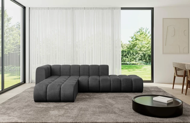 Bezug: Samt, Farbe: Schwarz - Monolith 95, Stellvariante: Ottomane Links, Stoffbeschreibung: MONOLITH: Wasserabweisender und leicht zu reinigender Möbelstoff, scheuerfest (100.000 Martindale-Zyklen) lichtecht (5) und pillingarm (4-5), aus 100 % PES, Gewicht 330 g/m2 ±5 %, Materialzusammensetzung: 100% Polyseter, Pilling Resistenz: 4, Abriebfestigkeit: 5, Scheuerbeständigkeit: 100000 Martindale-Zyklen, Zimmer: Wohnzimmer, Tiefe: 177 cm, Breite: 296 cm, Höhe: 70 cm, Anzahl der Sitzflächen: 5, Sitzfüllung: Wellenfeder, Art der Rückenkissen: Rückenlehne - feste, Breite der Ottomane: 87 cm, Tiefe der Ottomane: 90 cm, Tiefe der Sitzfläche: 62 cm, Sitzhöhe: 40 cm, Schlaffunktion: Ohne Schlaffunktion - 1