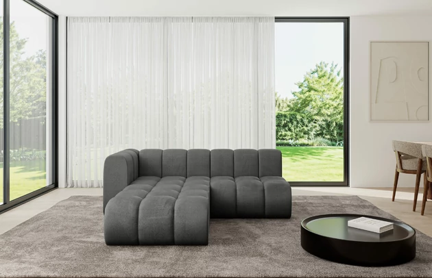 Bezug: Samt, Farbe: Dunkelgrau - Monolith 92, Stellvariante: Ottomane Links, Stoffbeschreibung: MONOLITH: Wasserabweisender und leicht zu reinigender Möbelstoff, scheuerfest (100.000 Martindale-Zyklen) lichtecht (5) und pillingarm (4-5), aus 100 % PES, Gewicht 330 g/m2 ±5 %, Materialzusammensetzung: 100% Polyseter, Pilling Resistenz: 4, Abriebfestigkeit: 5, Scheuerbeständigkeit: 100000 Martindale-Zyklen, Zimmer: Wohnzimmer, Tiefe: 177 cm, Breite: 205 cm, Höhe: 70 cm, Anzahl der Sitzflächen: 4, Sitzfüllung: Wellenfeder, Art der Rückenkissen: Rückenlehne - feste, Breite der Ottomane: 87 cm, Tiefe der Ottomane: 90 cm, Tiefe der Sitzfläche: 62 cm, Sitzhöhe: 40 cm, Schlaffunktion: Ohne Schlaffunktion - 1