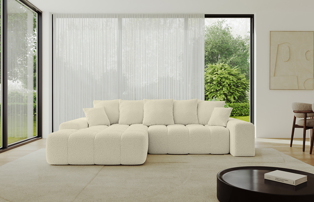 Bezug: Bouclé, Farbe: Beige - Quelle 02, Stellvariante: Ottomane Links, Stoffbeschreibung: Polsterstoff Quelle: hochwertiger Bouclé Stoff, strapazierfähig, atmungsaktiv und pflegeleicht. (80.000 Martindale-Zyklen) 100 % PES, pillingarm(4-5), Gewicht 315 g/m² ±5 %, Materialzusammensetzung: 100% Polyseter, Pilling Resistenz: 5, Abriebfestigkeit: 4, Scheuerbeständigkeit: 80000 Martindale-Zyklen, Zimmer: Wohnzimmer, Tiefe: 164 cm, Breite: 267 cm, Höhe: 69 cm, Länge der Schlaffläche: 214 cm, Breite der Schlaffläche: 119-cm, Liegehöhe: 38 cm, Anzahl der Sitzflächen: 4, Sitzfüllung: Wellenfeder + HR35 und T30-Schaum, Anzahl der Rückenkissen: 5, Art der Rückenkissen: Rückenkissen, Annzahl der Sitzkissen: 2, Anzahl der Zierkissen: 2, Material der Füße: Kunststoff, Höhe der Füße: 1 cm, Farbe der Füße: Schwarz, Breite der Armlehnen: 25 cm, Breite der Ottomane: 111 cm, Tiefe der Ottomane: 125 cm, Tiefe der Sitzfläche: 47 cm, Sitzhöhe: 38 cm, Art des Stauraumes: Innenfach geschlossen - 1