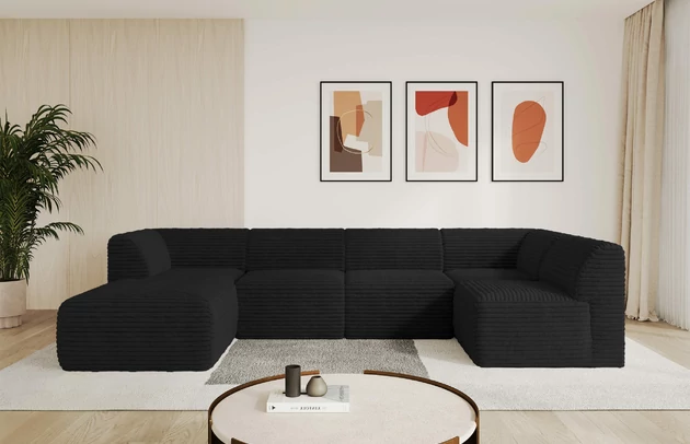 Bezug: Cord, Farbe: Schwarz - Tilia 100, Stellvariante: Ottomane Links, Stoffbeschreibung: Polsterstoff Cord: angenehma Polsterstoff mit Kordstruktur (90-100 000 Martindale-Zyklen) und leicht zu reinigender Möbellstoff, pillingarm (4-5), aus 100%PES, 420 g/m2 ±5 %, Materialzusammensetzung: 100% Polyester, Pilling Resistenz: 4, Abriebfestigkeit: 5, Scheuerbeständigkeit: 100000 Martindale-Zyklen, Zimmer: Wohnzimmer, Tiefe: 180 cm, Breite: 345 cm, Höhe: 78 cm, Anzahl der Sitzflächen: 6, Sitzfüllung: Schaum HR35 20 cm, Art der Rückenkissen: Rückenlehne - feste, Annzahl der Sitzkissen: 5, Material der Füße: Kunststoff, Höhe der Füße: 4 cm, Breite der Ottomane: 106 cm, Tiefe der Ottomane: 156 cm, Tiefe der Sitzfläche: 60 cm, Sitzhöhe: 40 cm - 1