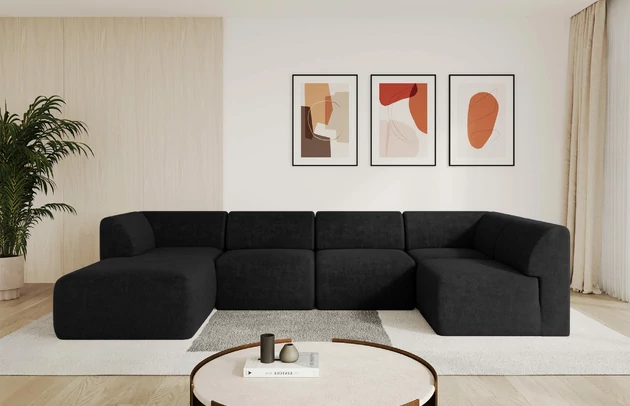 Bezug: Kunstfell, Farbe: Schwarz - Lapitt 19, Stellvariante: Ottomane Links, Stoffbeschreibung: Polsterstoff LAPITT: besonders weicher und dichter Stoff von hoher Qualität, Zusammensetzung 100%PES, scheuerfest (60000 Zyklen), Gewicht von 315 g/m2 ± 5% ,Reibungswiderstand 4–5, Materialzusammensetzung: 100% Polyester, Pilling Resistenz: 4, Abriebfestigkeit: 5, Scheuerbeständigkeit: 60000 Martindale-Zyklen, Zimmer: Wohnzimmer, Tiefe: 180 cm, Breite: 345 cm, Höhe: 78 cm, Anzahl der Sitzflächen: 6, Sitzfüllung: Schaum HR35 20 cm, Art der Rückenkissen: Rückenlehne - feste, Annzahl der Sitzkissen: 5, Material der Füße: Kunststoff, Höhe der Füße: 4 cm, Breite der Ottomane: 106 cm, Tiefe der Ottomane: 156 cm, Tiefe der Sitzfläche: 60 cm, Sitzhöhe: 40 cm - 1